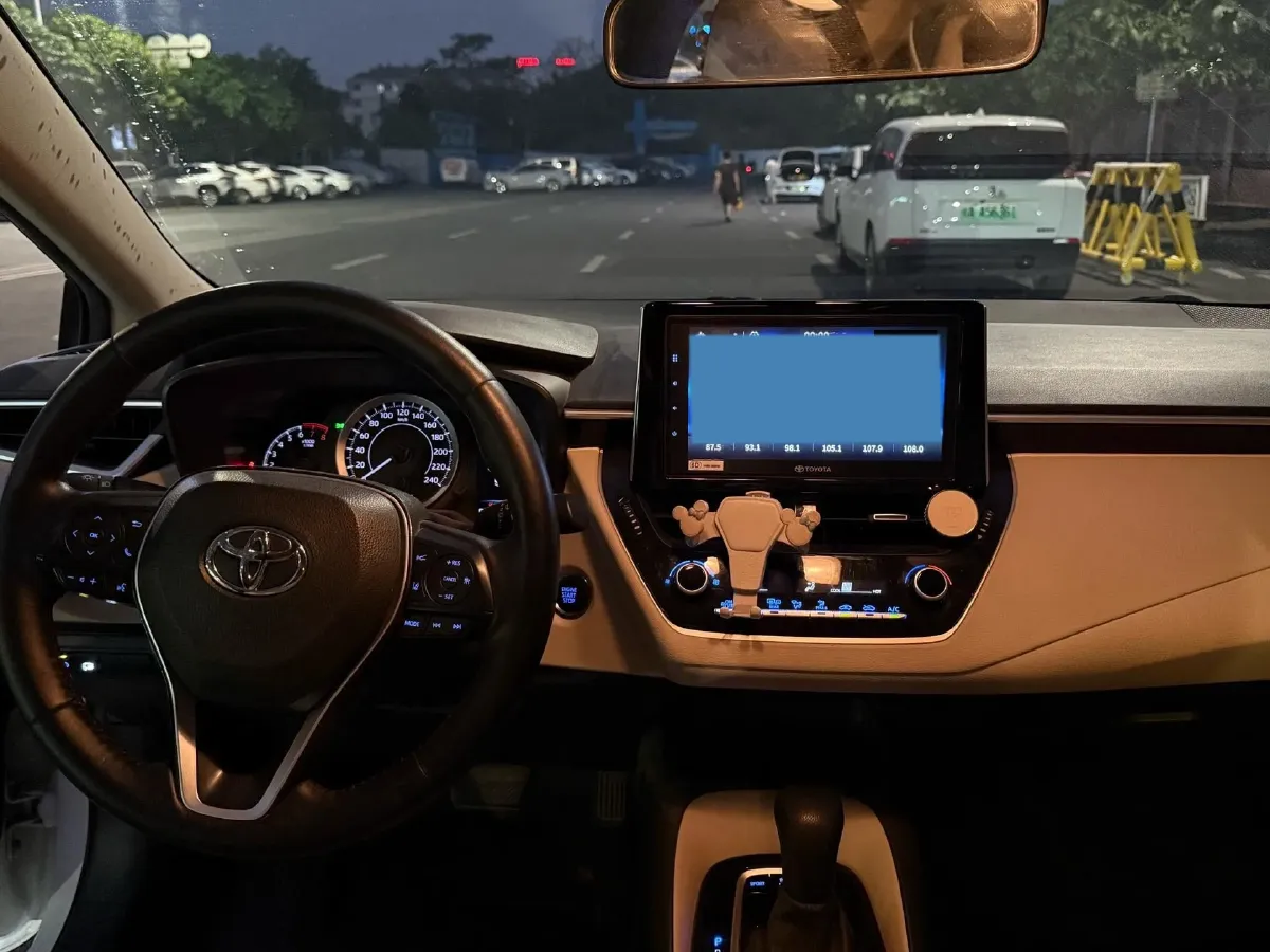 2019 Toyota Corolla 1.2T 116HP L4 CVT,autocango,china used car exporter,china ev exporter,chinese used car exporter,chinese used ev exporter