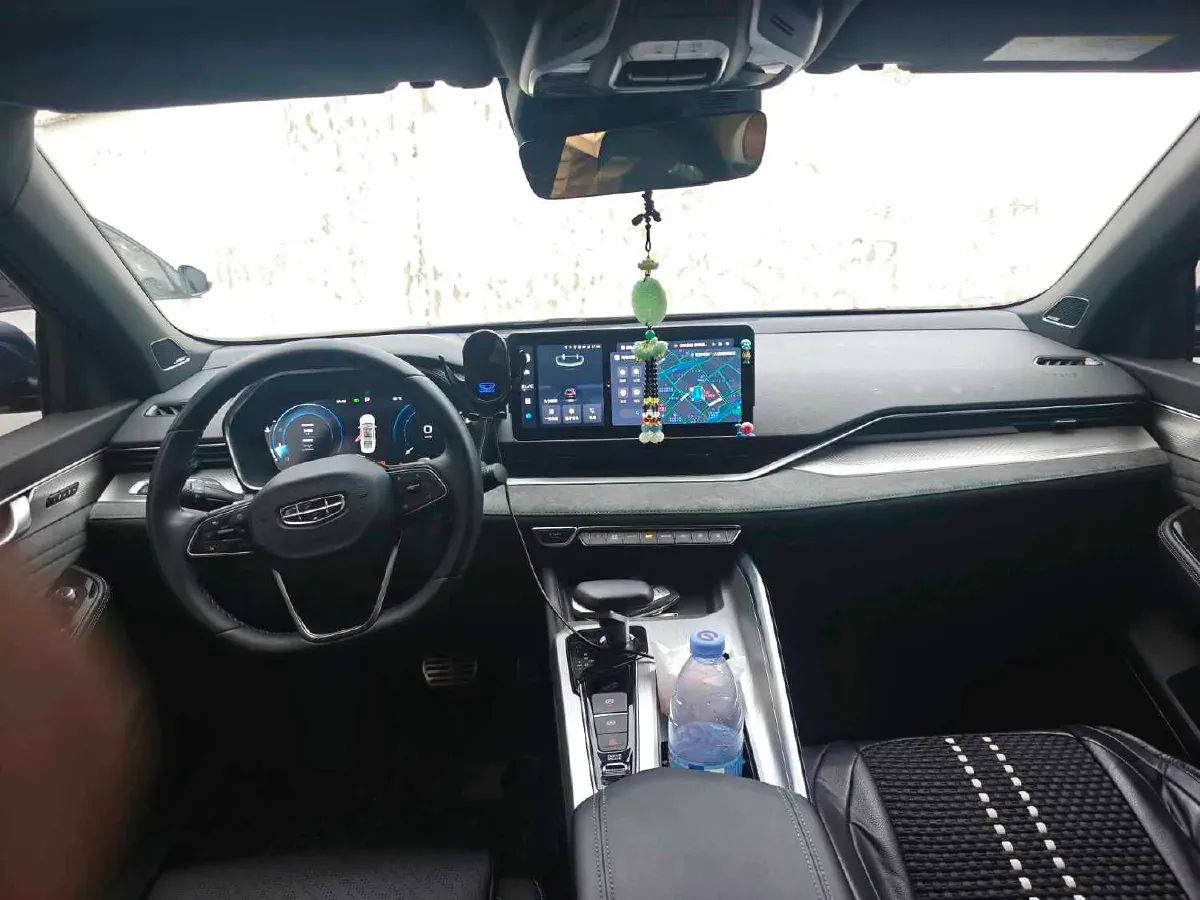 2023 Geely Preface 2.0T 190HP L4 7DCT,autocango,china used car exporter,china ev exporter,chinese used car exporter,chinese used ev exporter