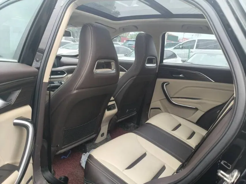 2020 Bestune T77 1.5T 169HP L4 7DCT,autocango,china used car exporter,china ev exporter,chinese used car exporter,chinese used ev exporter