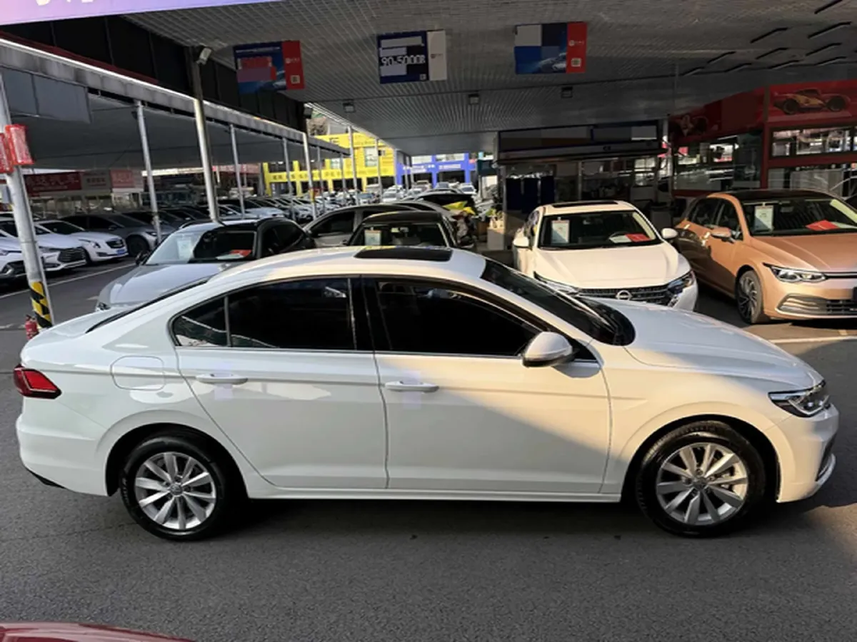 2019 Volkswagen Golf Sportsvan 1.6L 110HP L4 6AT,autocango,china used car exporter,china ev exporter,chinese used car exporter,chinese used ev exporter