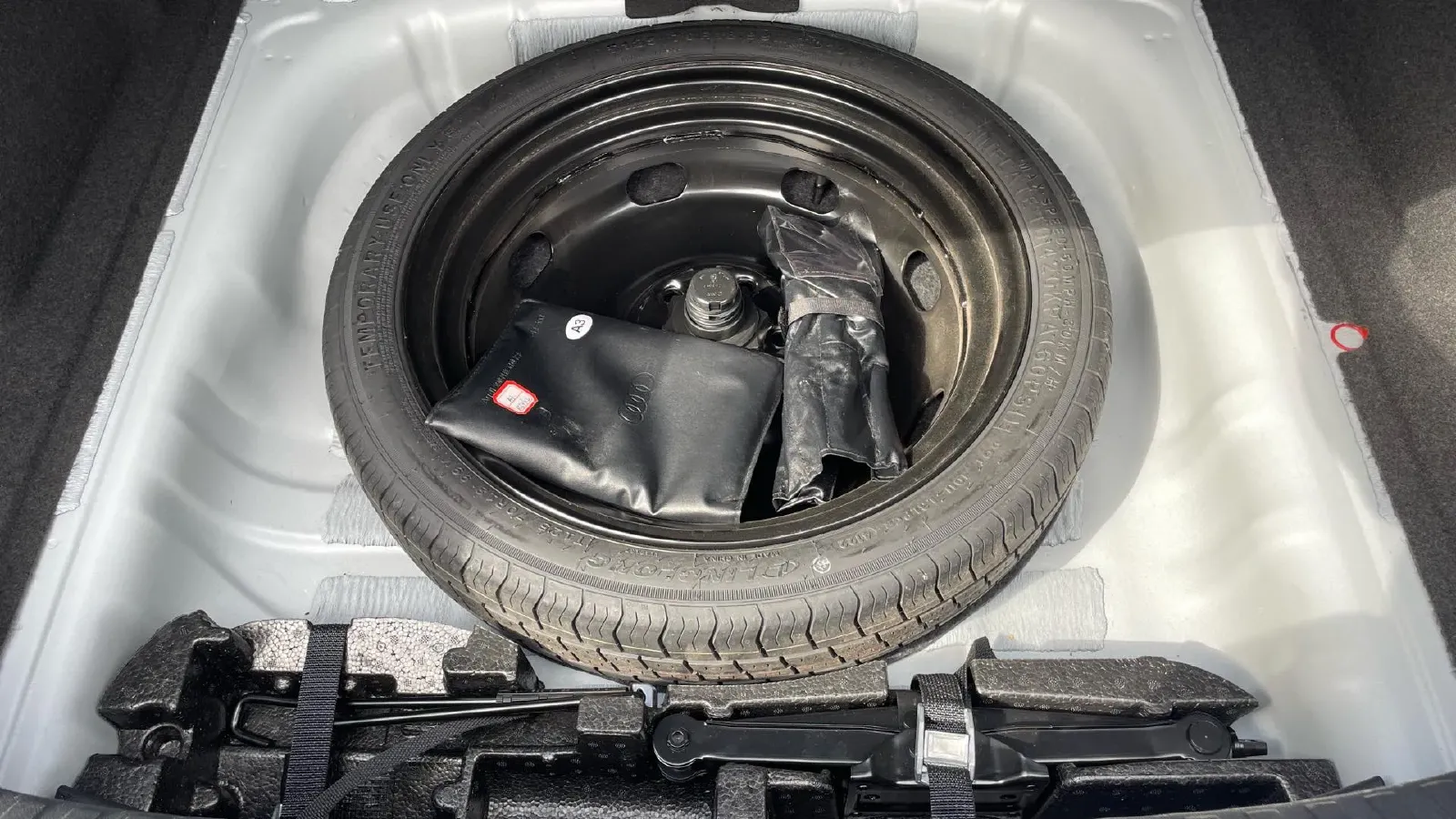 2022 Audi A3 1.4T 150HP L4 7DCT,autocango,china used car exporter,china ev exporter,chinese used car exporter,chinese used ev exporter