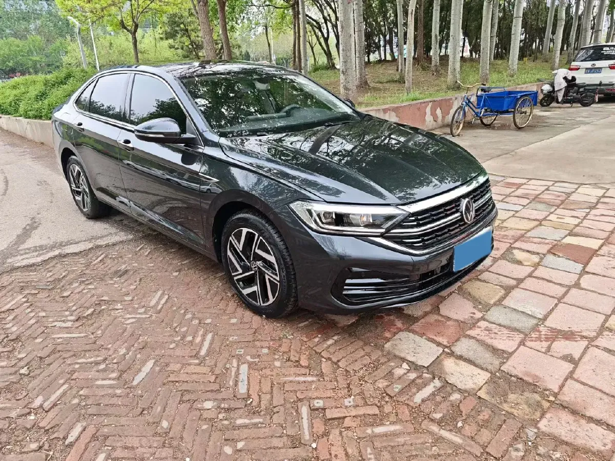 2023 Volkswagen Sagitar 1.5T 160HP L4 7DCT,autocango,china used car exporter,china ev exporter,chinese used car exporter,chinese used ev exporter