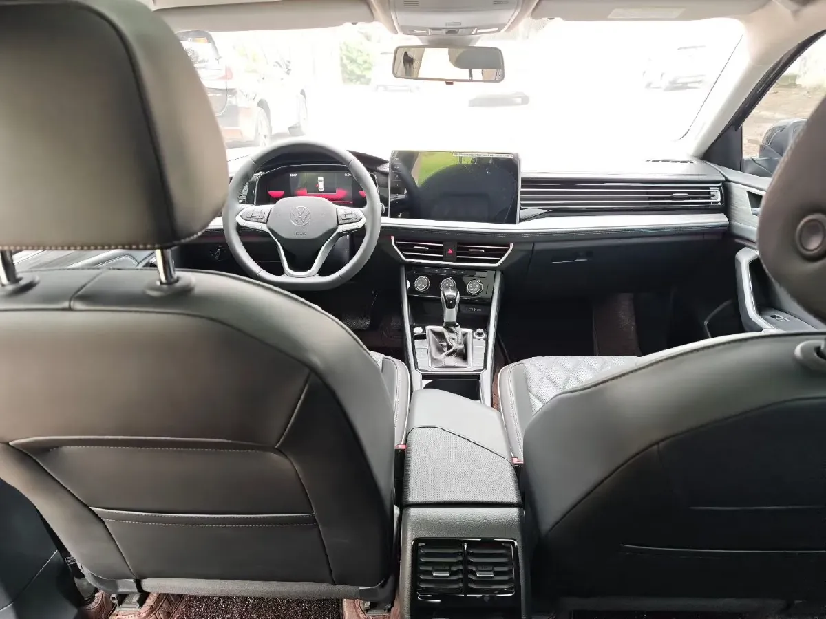 2023 Volkswagen Sagitar 1.5T 160HP L4 7DCT,autocango,china used car exporter,china ev exporter,chinese used car exporter,chinese used ev exporter