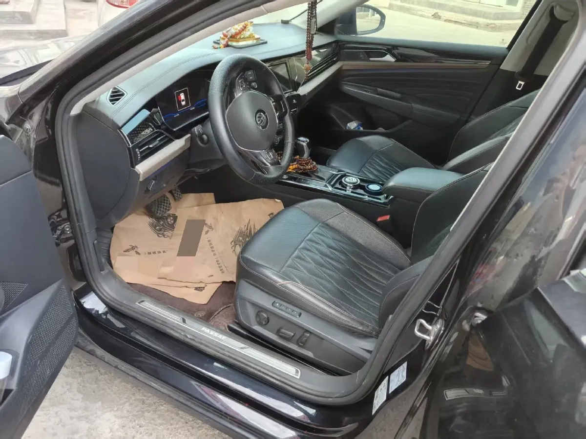 2019 Volvo V40 1.5T 152HP L4 6AT,autocango,china used car exporter,china ev exporter,chinese used car exporter,chinese used ev exporter