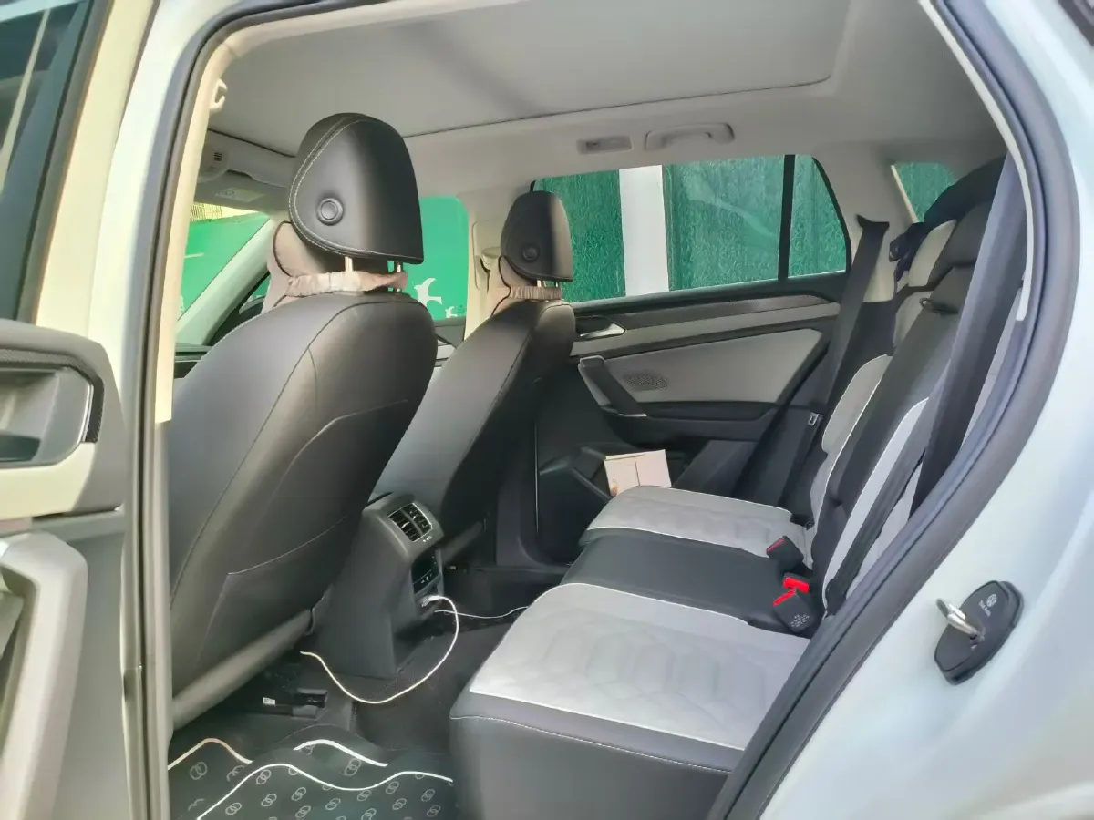 2024 Volkswagen Tayron 1.5T 160HP L4 7DCT,autocango,china used car exporter,china ev exporter,chinese used car exporter,chinese used ev exporter