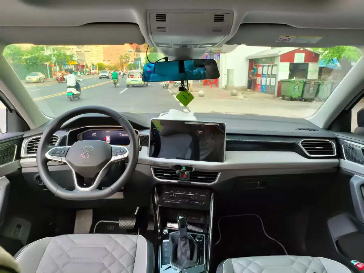 2024 Volkswagen Tayron 1.5T 160HP L4 7DCT,autocango,china used car exporter,china ev exporter,chinese used car exporter,chinese used ev exporter