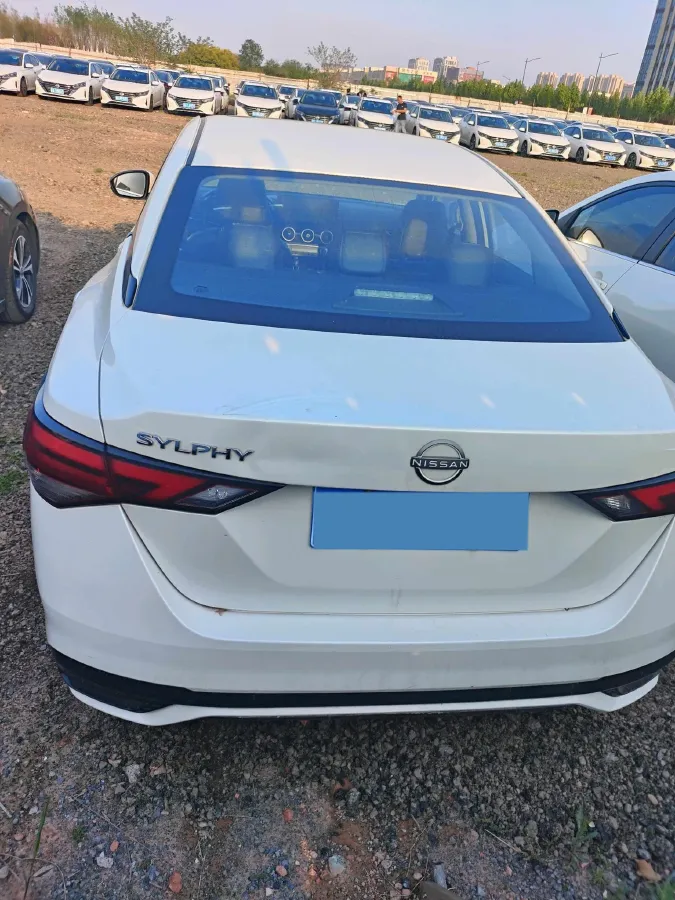 2023 Nissan Sylphy 1.6L 135HP L4 CVT,autocango,china used car exporter,china ev exporter,chinese used car exporter,chinese used ev exporter