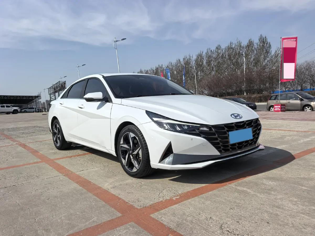2021 Hyundai Elantra 1.5L 115HP L4 CVT,autocango,china used car exporter,china ev exporter,chinese used car exporter,chinese used ev exporter