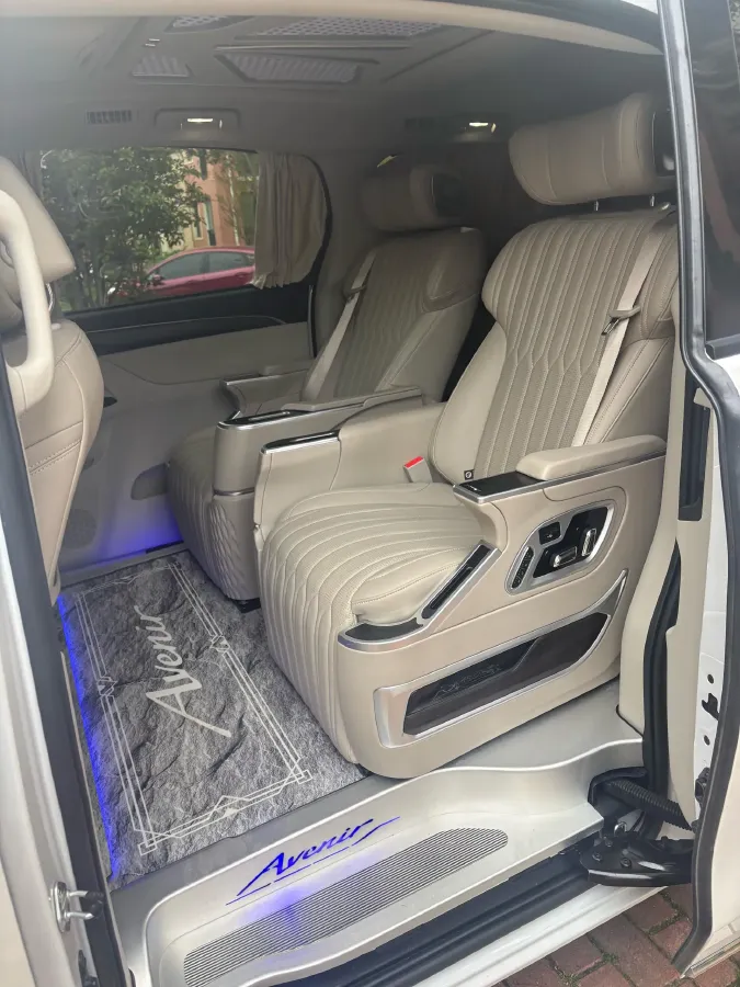 2023 Buick GL8 2.0T 237HP L4 9AT,autocango,china used car exporter,china ev exporter,chinese used car exporter,chinese used ev exporter