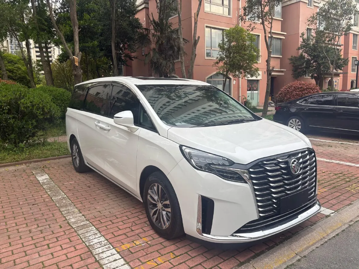 2023 Buick GL8 2.0T 237HP L4 9AT,autocango,china used car exporter,china ev exporter,chinese used car exporter,chinese used ev exporter