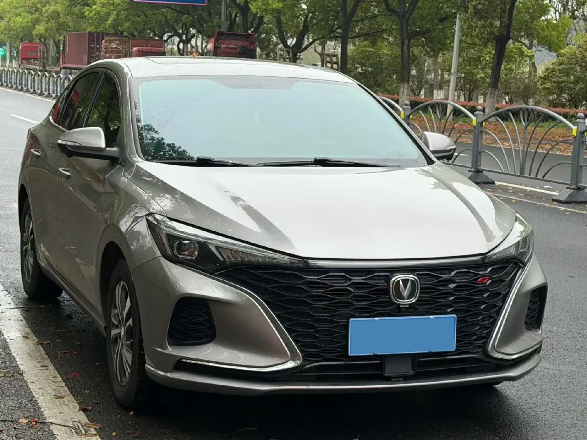 2021 ChangAn Eado 1.4T 160HP L4 7DCT,autocango,china used car exporter,china ev exporter,chinese used car exporter,chinese used ev exporter