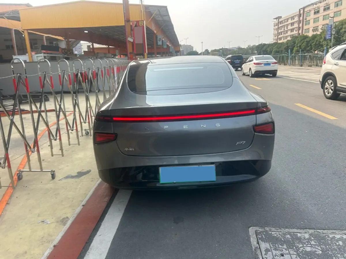 2022 Xpeng P7 BEV 60.2KWH,autocango,china used car exporter,china ev exporter,chinese used car exporter,chinese used ev exporter