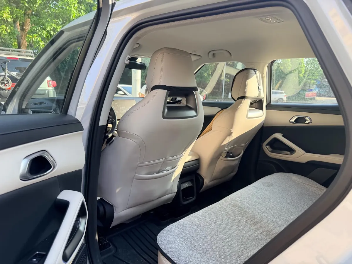 2024 BYD YuanUP BEV 45.12KWH,autocango,china used car exporter,china ev exporter,chinese used car exporter,chinese used ev exporter