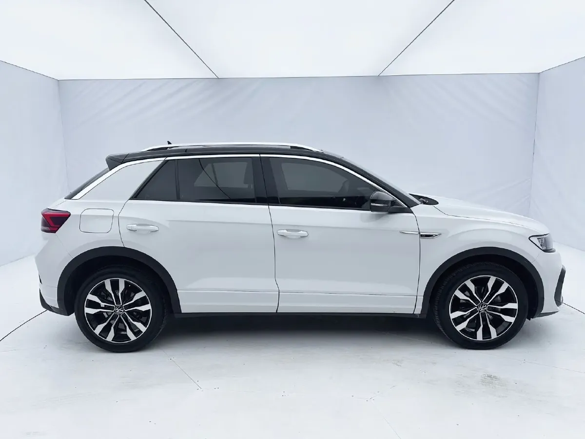 2022 Volkswagen T-Roc 1.4T 150HP L4 7DCT,autocango,china used car exporter,china ev exporter,chinese used car exporter,chinese used ev exporter