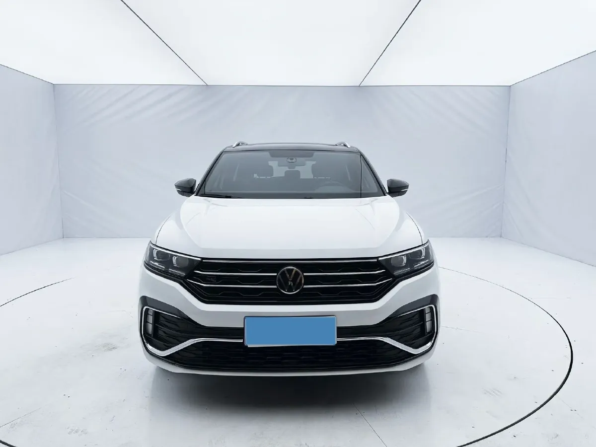 2022 Volkswagen T-Roc 1.4T 150HP L4 7DCT,autocango,china used car exporter,china ev exporter,chinese used car exporter,chinese used ev exporter