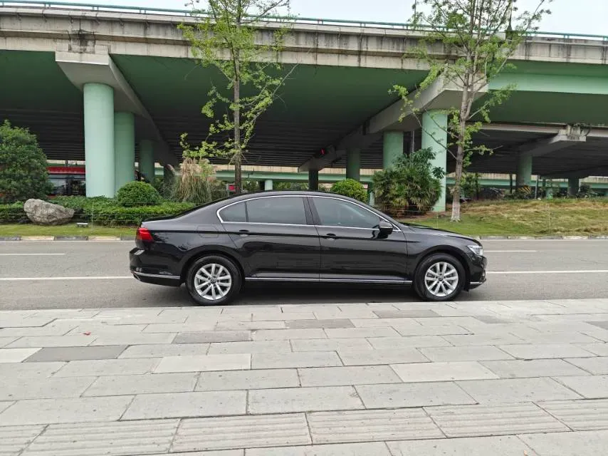 2020 Volkswagen Magotan 1.4T 150HP L4 7DCT,autocango,china used car exporter,china ev exporter,chinese used car exporter,chinese used ev exporter