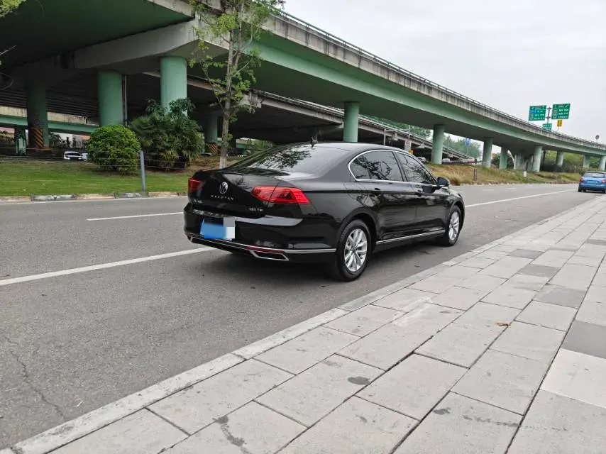 2020 Volkswagen Magotan 1.4T 150HP L4 7DCT,autocango,china used car exporter,china ev exporter,chinese used car exporter,chinese used ev exporter