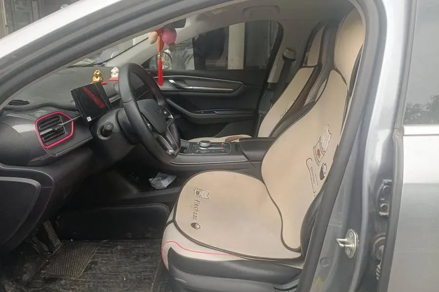 2022 Foton Grand General G7 2.0T 163HP L4 8AT,autocango,china used car exporter,china ev exporter,chinese used car exporter,chinese used ev exporter