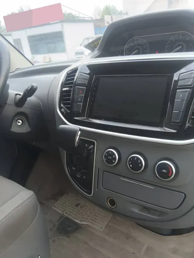 2019 MAXUS XinTu V80 2.0T 139HP L4 6MT,autocango,china used car exporter,china ev exporter,chinese used car exporter,chinese used ev exporter