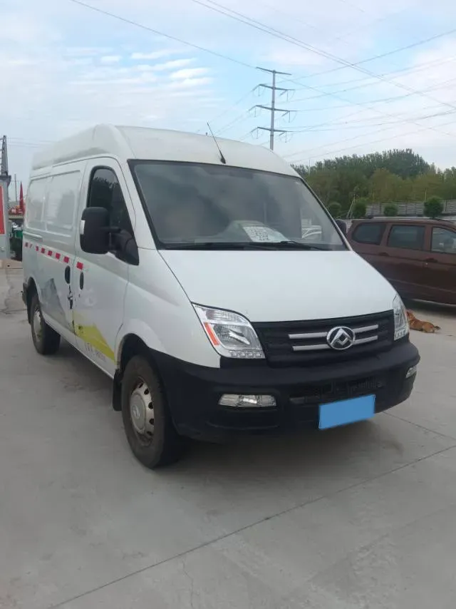 2019 MAXUS XinTu V80 2.0T 139HP L4 6MT,autocango,china used car exporter,china ev exporter,chinese used car exporter,chinese used ev exporter