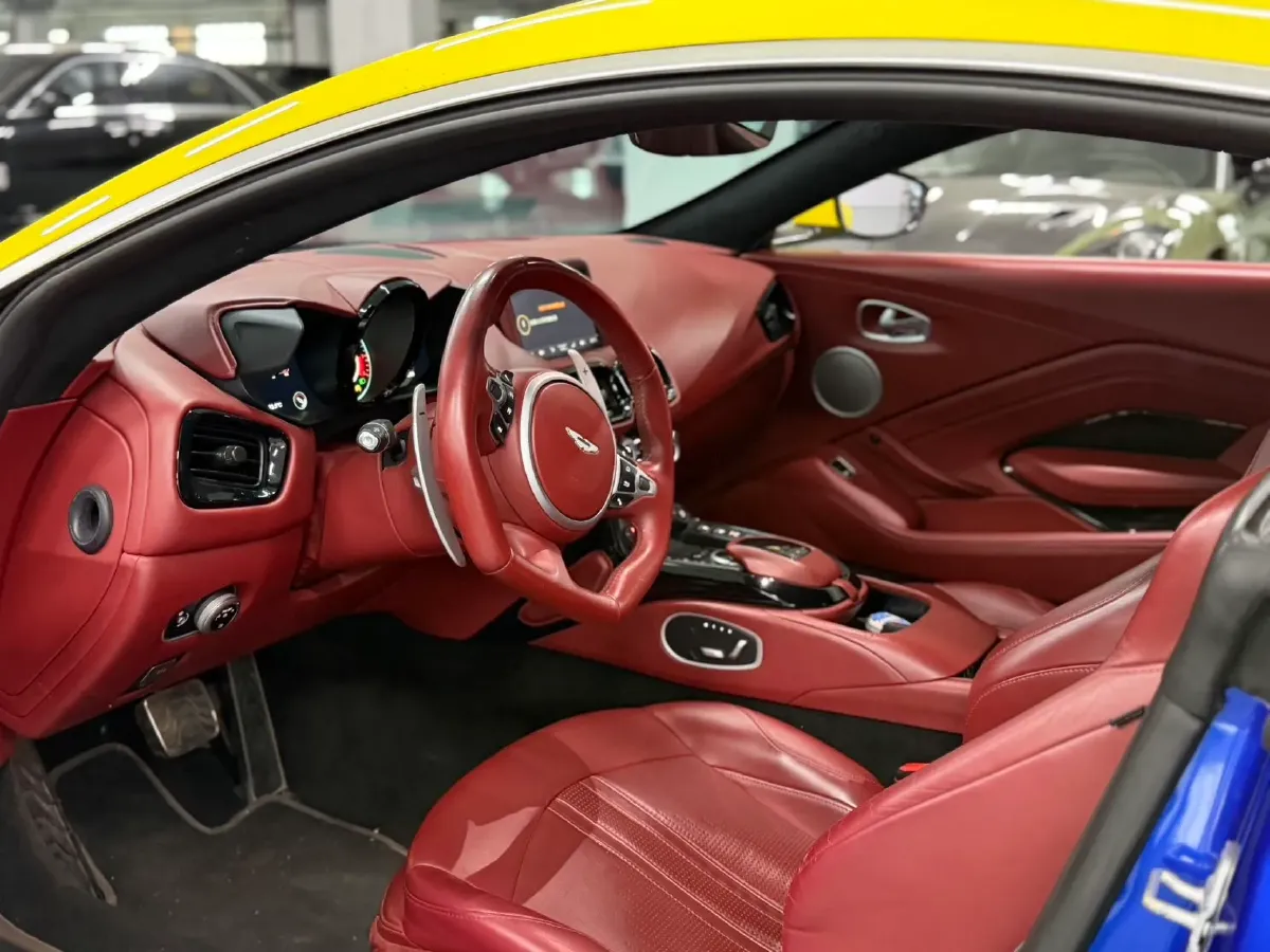 2018 Aston Martin V8 Vantage 4.0T 510HP V8 8AT,autocango,china used car exporter,china ev exporter,chinese used car exporter,chinese used ev exporter