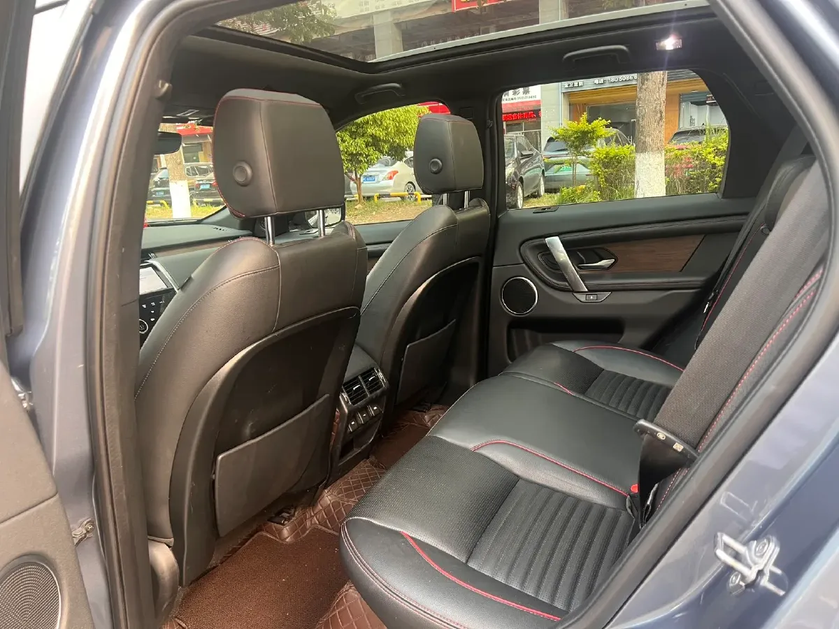 2021 Land Rover Discovery Sport 2.0T 249HP L4 9AT,autocango,china used car exporter,china ev exporter,chinese used car exporter,chinese used ev exporter