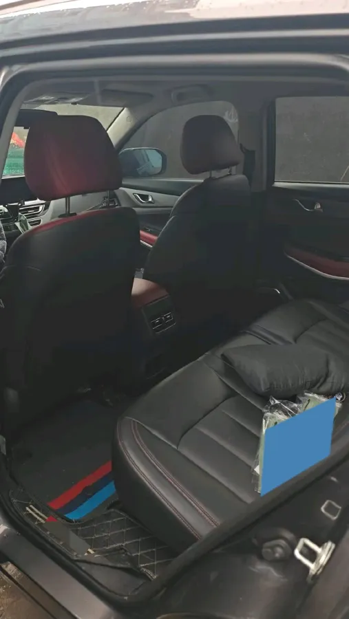 2022 ChangAn CS75 1.5T 180HP L4 7DCT,autocango,china used car exporter,china ev exporter,chinese used car exporter,chinese used ev exporter