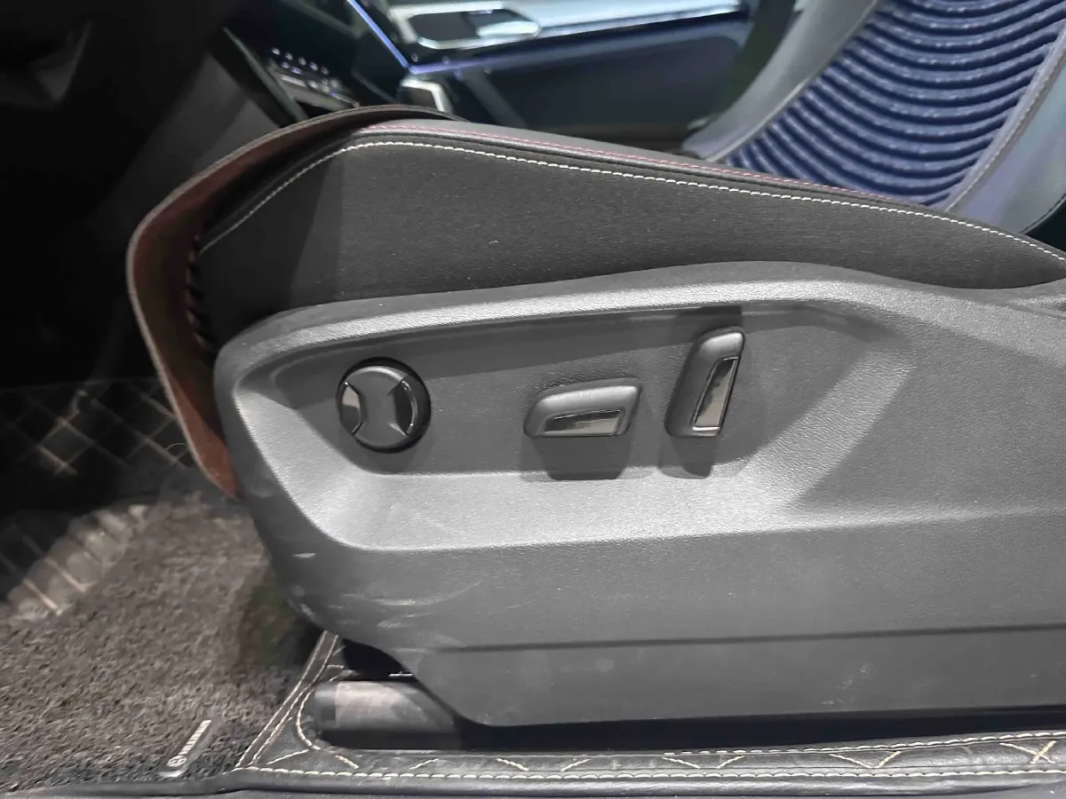 2022 Volkswagen Tayron 1.4T 150HP L4 7DCT,autocango,china used car exporter,china ev exporter,chinese used car exporter,chinese used ev exporter