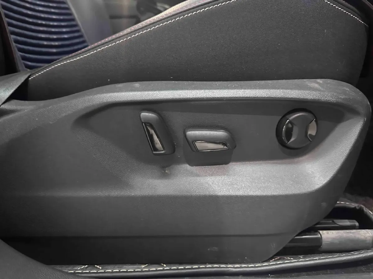 2022 Volkswagen Tayron 1.4T 150HP L4 7DCT,autocango,china used car exporter,china ev exporter,chinese used car exporter,chinese used ev exporter