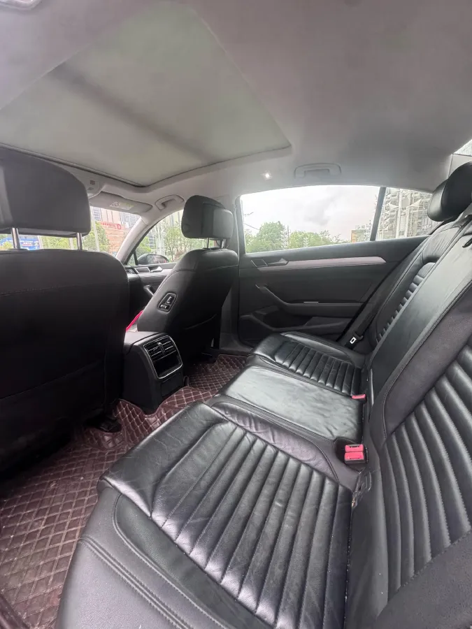 2018 Volkswagen Magotan 1.8T 180HP L4 7DCT,autocango,china used car exporter,china ev exporter,chinese used car exporter,chinese used ev exporter