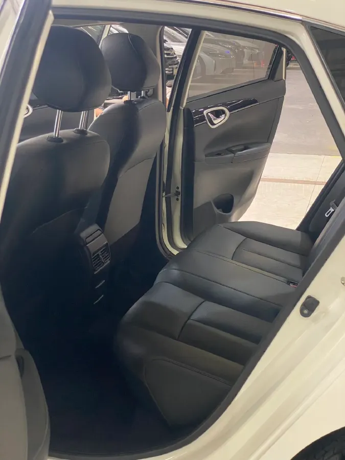 2021 Nissan Sylphy 1.6L 122HP L4 CVT,autocango,china used car exporter,china ev exporter,chinese used car exporter,chinese used ev exporter