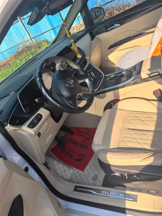 2022 Buick GL8 2.0T 237HP L4 9AT,autocango,china used car exporter,china ev exporter,chinese used car exporter,chinese used ev exporter