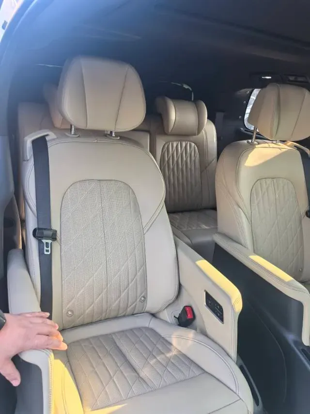 2022 Buick GL8 2.0T 237HP L4 9AT,autocango,china used car exporter,china ev exporter,chinese used car exporter,chinese used ev exporter