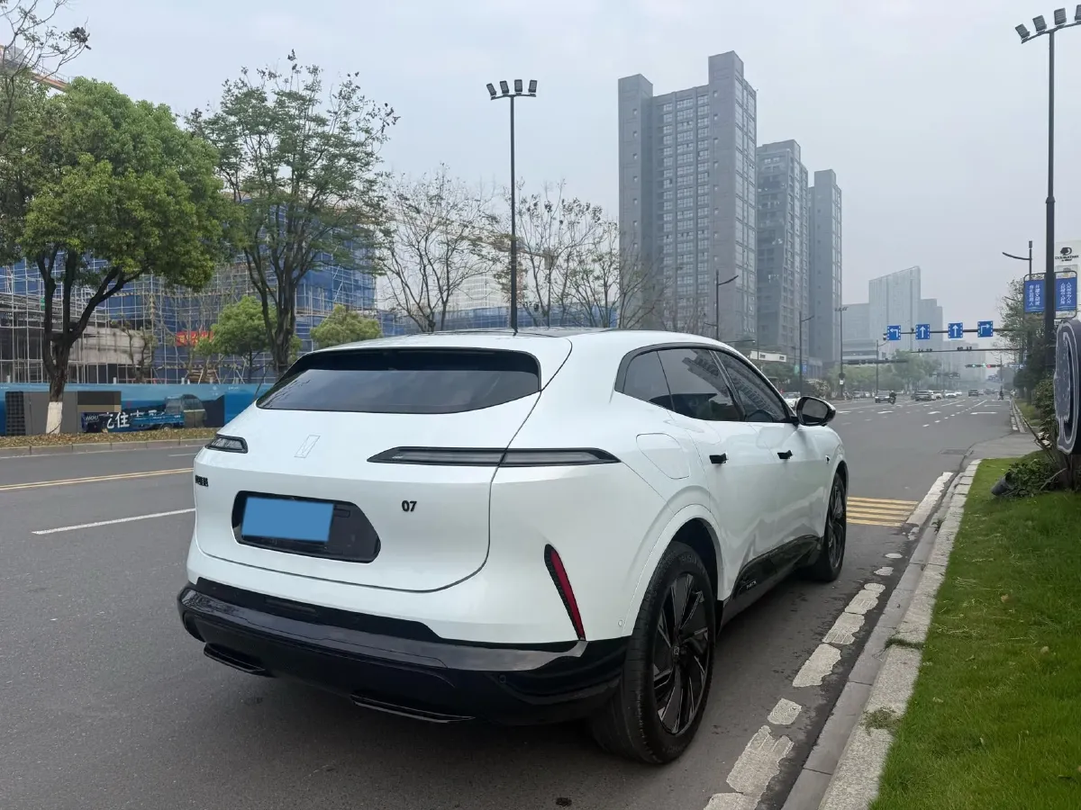 2024 Avatr 07 1.5T 156HP L4 REEV 39.05KWH,autocango,china used car exporter,china ev exporter,chinese used car exporter,chinese used ev exporter