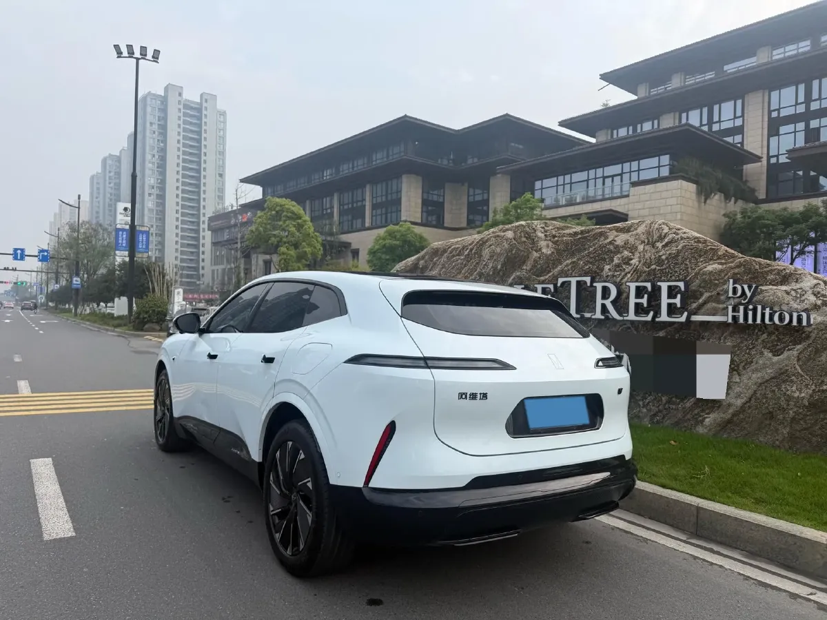 2024 Avatr 07 1.5T 156HP L4 REEV 39.05KWH,autocango,china used car exporter,china ev exporter,chinese used car exporter,chinese used ev exporter