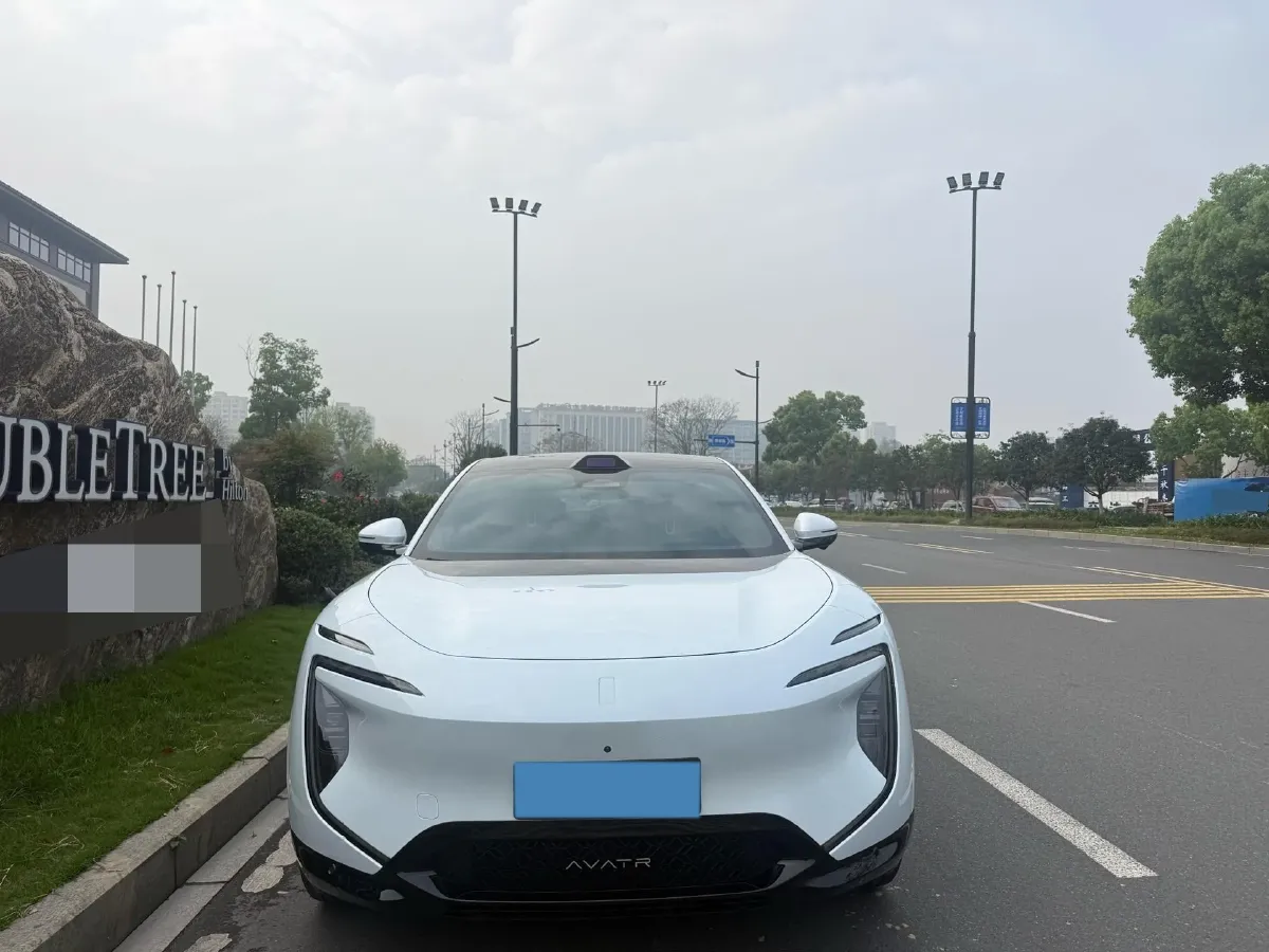 2024 Avatr 07 1.5T 156HP L4 REEV 39.05KWH,autocango,china used car exporter,china ev exporter,chinese used car exporter,chinese used ev exporter