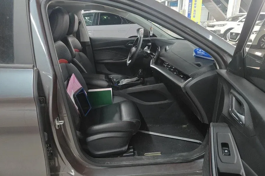 2021 MG 5 1.5L 120HP L4 CVT,autocango,china used car exporter,china ev exporter,chinese used car exporter,chinese used ev exporter