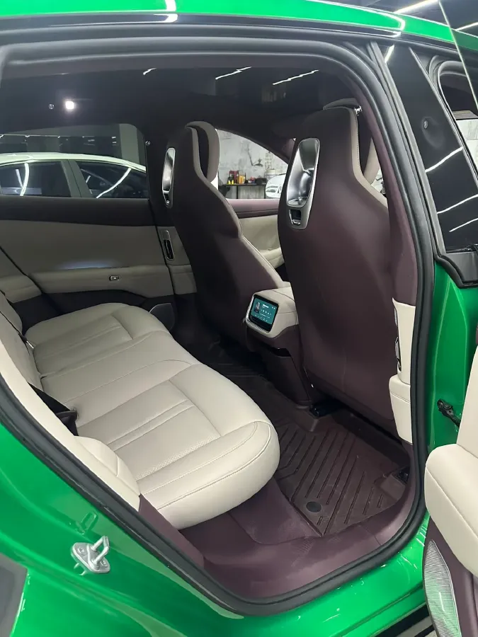 2025 MI YU7 BEV 96.3KWH,autocango,china used car exporter,china ev exporter,chinese used car exporter,chinese used ev exporter