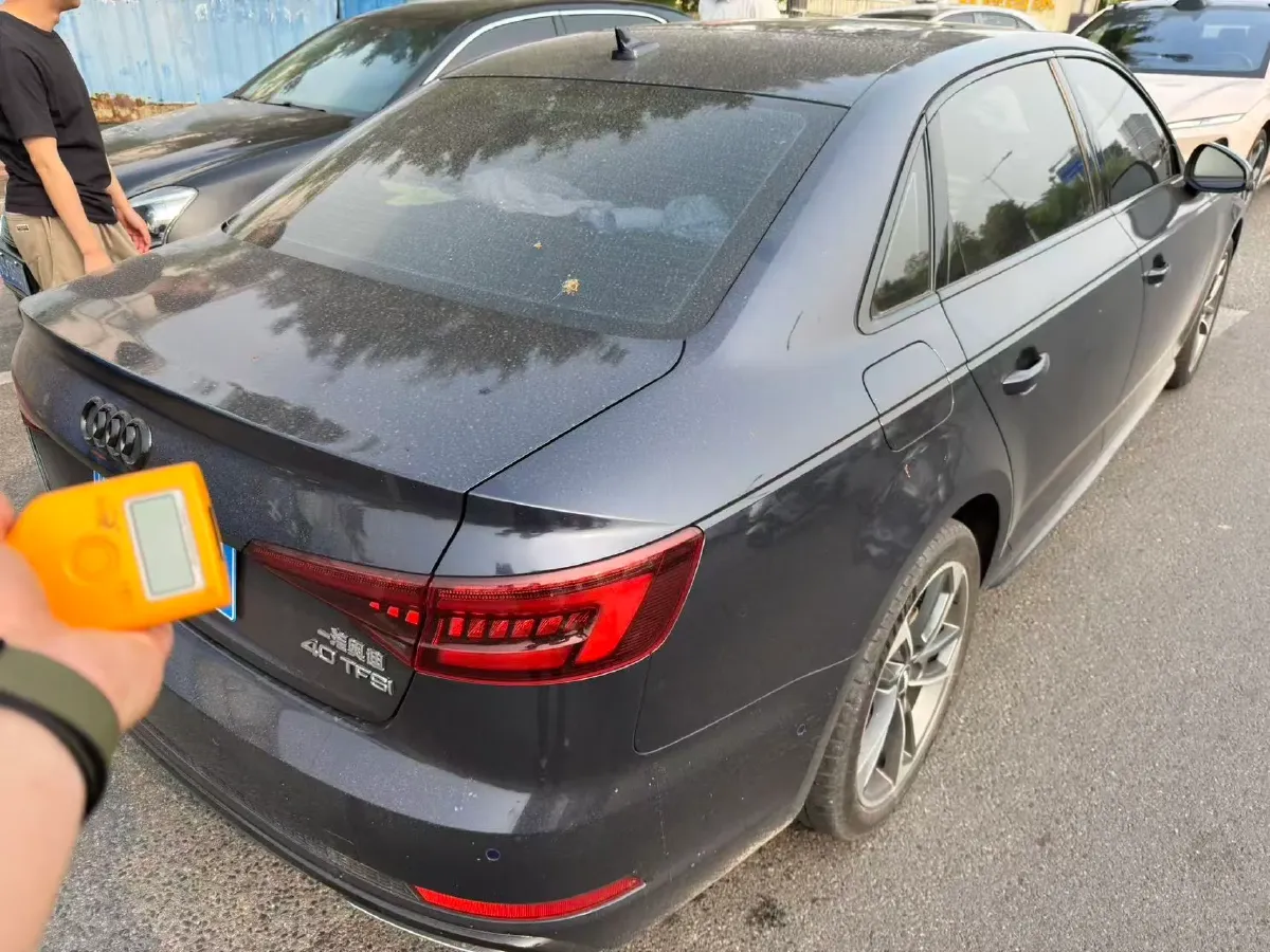 2019 Audi A4L 2.0T 190HP L4 7DCT,autocango,china used car exporter,china ev exporter,chinese used car exporter,chinese used ev exporter