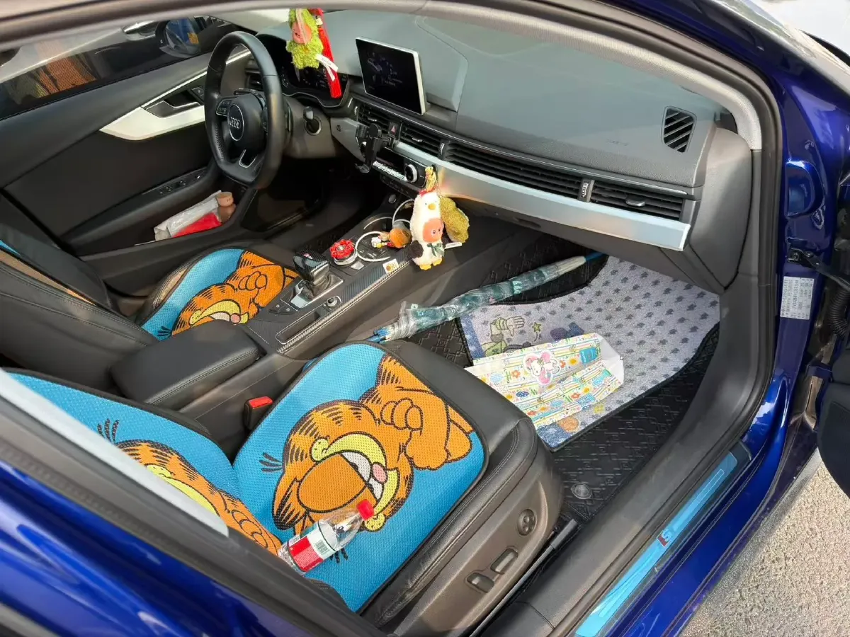 2019 Audi A4L 2.0T 190HP L4 7DCT,autocango,china used car exporter,china ev exporter,chinese used car exporter,chinese used ev exporter