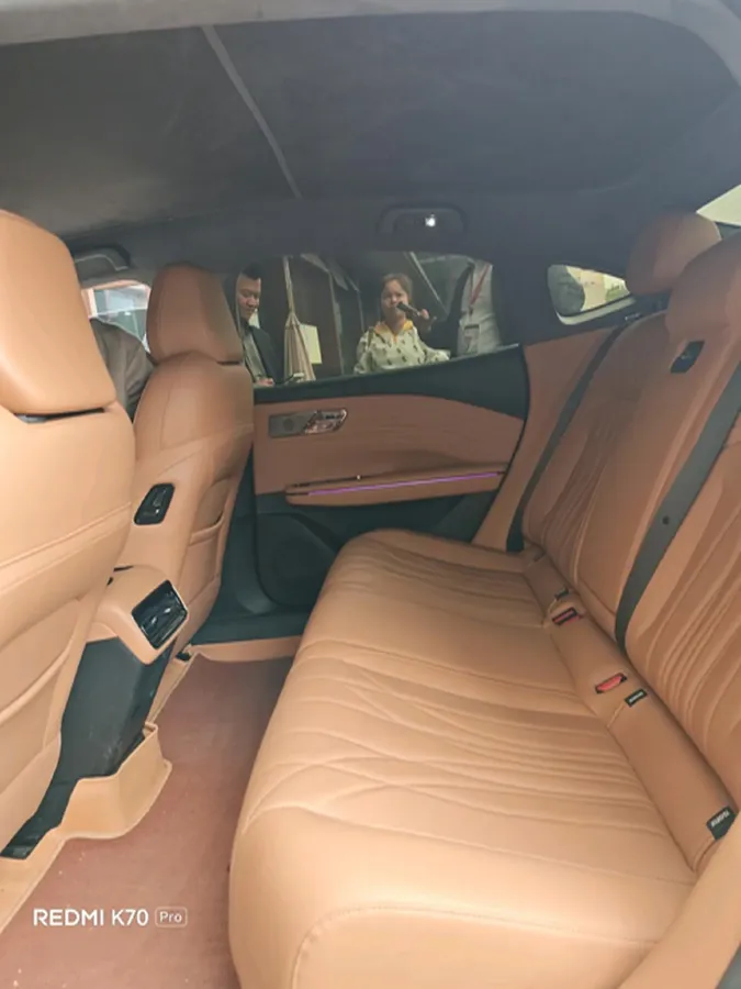 2025 Geely Galaxy Starshine 8 1.5T 163HP L4 3DHT PHEV 27.69KWH,autocango,china used car exporter,china ev exporter,chinese used car exporter,chinese used ev exporter