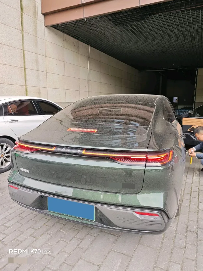 2025 Geely Galaxy Starshine 8 1.5T 163HP L4 3DHT PHEV 27.69KWH,autocango,china used car exporter,china ev exporter,chinese used car exporter,chinese used ev exporter