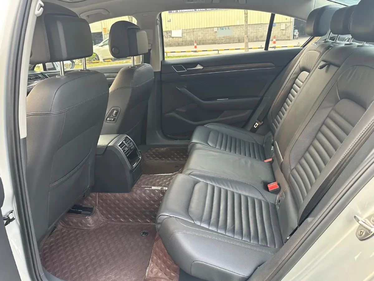 2019 Chevrolet Malibu XL 2.0T 241HP L4 9AT,autocango,china used car exporter,china ev exporter,chinese used car exporter,chinese used ev exporter