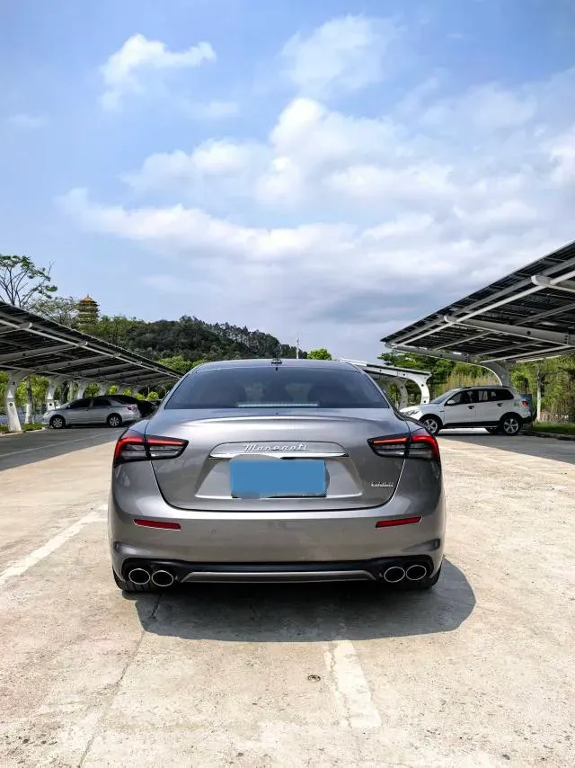 2022 Audi Q7 2.0T 245HP L4 8AT,autocango,china used car exporter,china ev exporter,chinese used car exporter,chinese used ev exporter