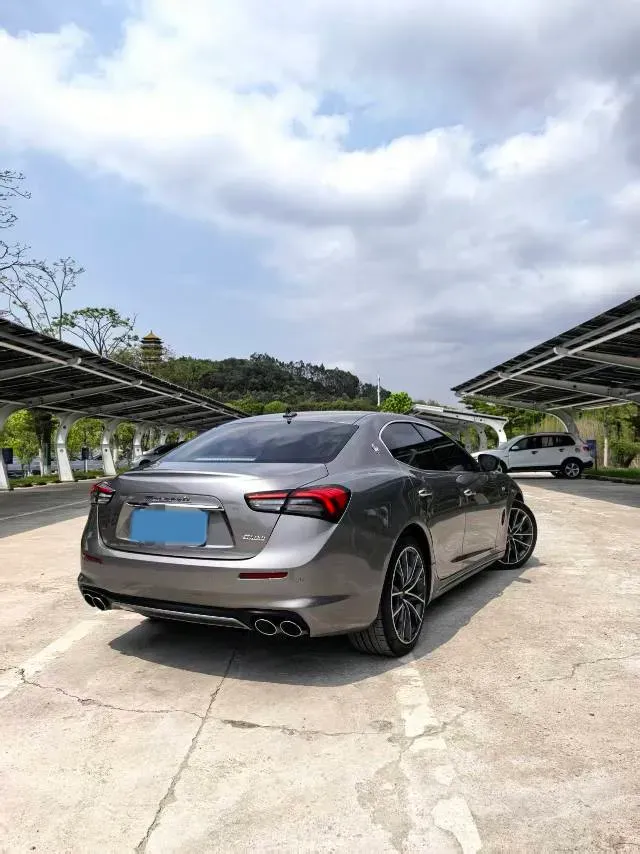 2022 Audi Q7 2.0T 245HP L4 8AT,autocango,china used car exporter,china ev exporter,chinese used car exporter,chinese used ev exporter