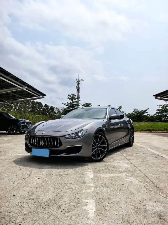 2022 Audi Q7 2.0T 245HP L4 8AT,autocango,china used car exporter,china ev exporter,chinese used car exporter,chinese used ev exporter