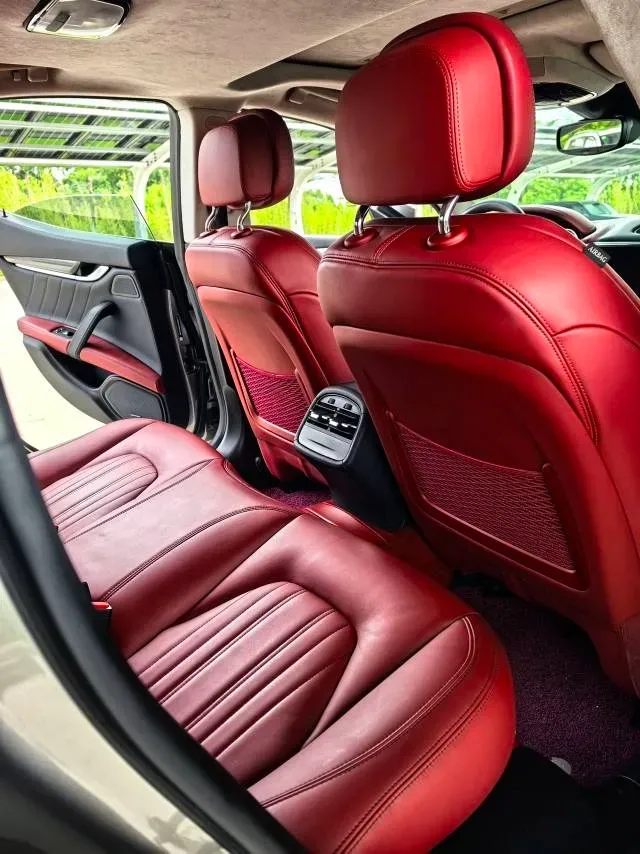 2022 Audi Q7 2.0T 245HP L4 8AT,autocango,china used car exporter,china ev exporter,chinese used car exporter,chinese used ev exporter