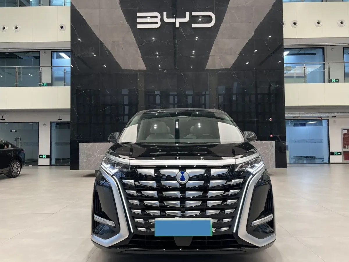 2024 Denza D9 1.5T 139HP L4 E-CVT PHEV 40KWH,autocango,china used car exporter,china ev exporter,chinese used car exporter,chinese used ev exporter