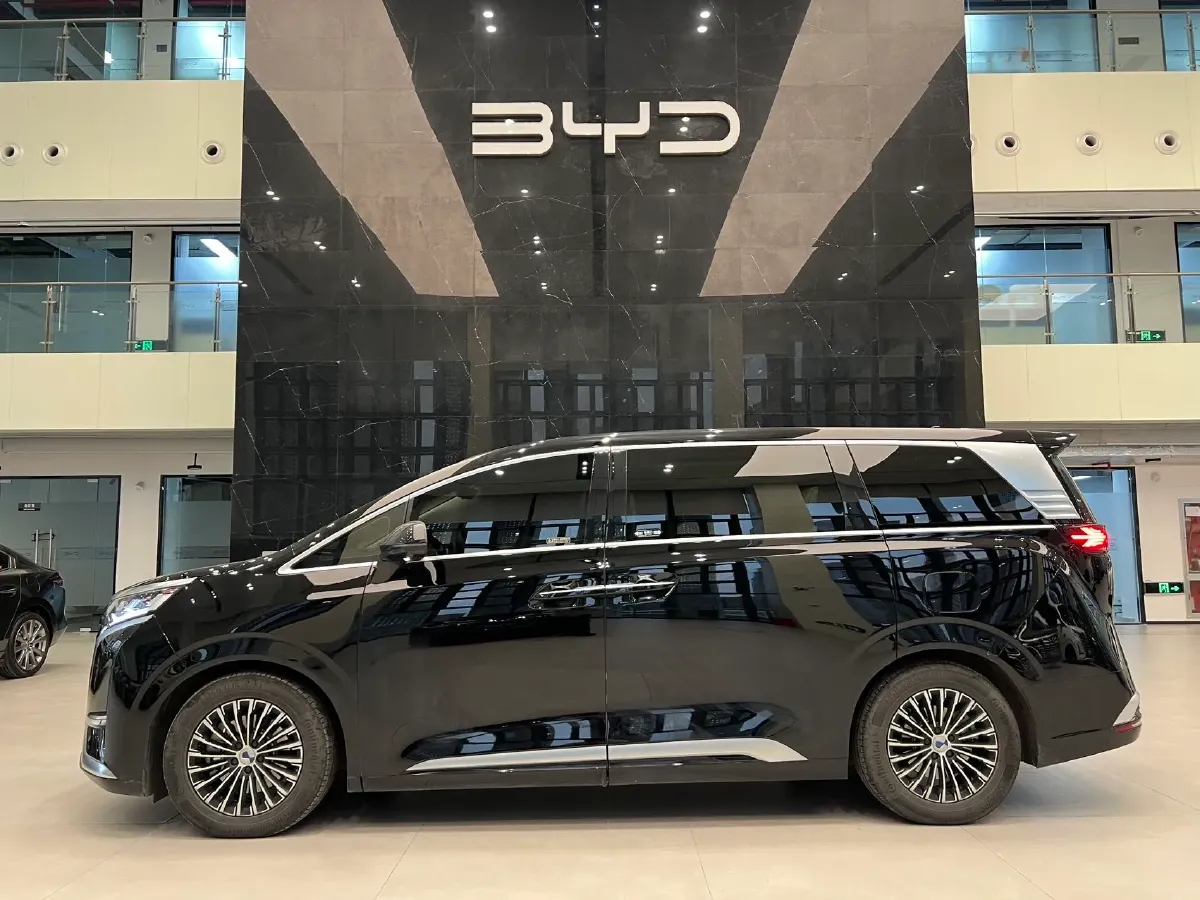2024 Denza D9 1.5T 139HP L4 E-CVT PHEV 40KWH,autocango,china used car exporter,china ev exporter,chinese used car exporter,chinese used ev exporter