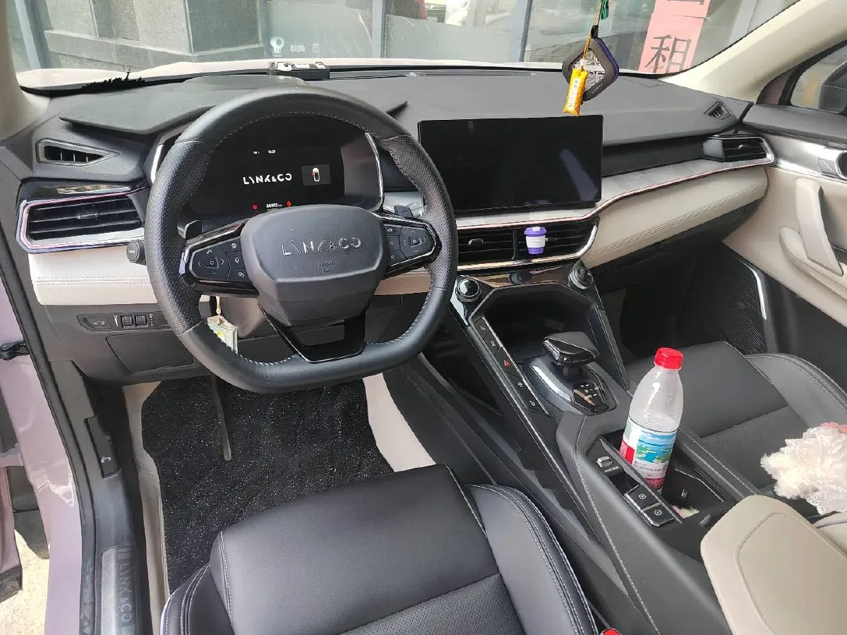 2023 LYNK&CO 03 1.5T 181HP L4 7DCT,autocango,china used car exporter,china ev exporter,chinese used car exporter,chinese used ev exporter